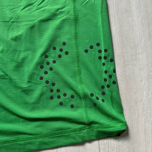 2015 Lululemon Seawheeze Men’s Tank Top - Picture 5 of 5